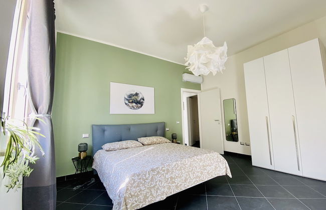 Cosy Flat with Sea View Balcony - Photo 3