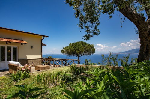 Photo 13 - Villa Giulia With Heated Pool and Jacuzzi