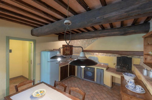 Photo 5 - Apartment in Chianti With Pool ID 452