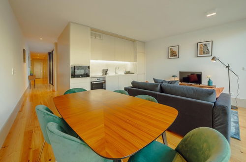 Photo 11 - Legacy Oporto Premium Apartment B