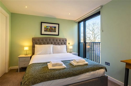Foto 2 - Amazing 2 Bedroom Apartment With Views of Edinburgh Castle
