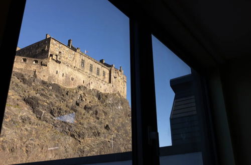 Photo 34 - Amazing 2 Bedroom Apartment With Views of Edinburgh Castle