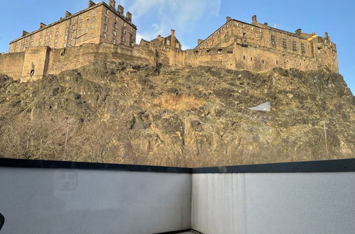 Foto 25 - Amazing 2 Bedroom Apartment With Views of Edinburgh Castle