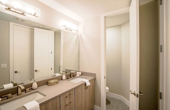 Mile High Lifestyle Townhome in Golden Triangle Rooftop Views - Foto 17
