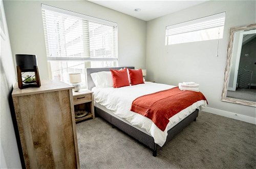 Photo 6 - Mile High Lifestyle Townhome in Golden Triangle Rooftop Views