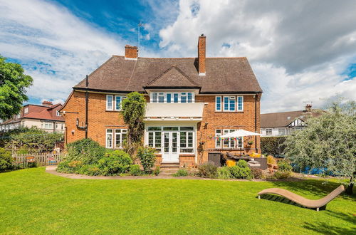 Photo 23 - Majestic Home With Beautiful Garden in North West London by Underthedoormat