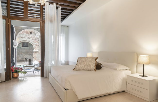 Riva Palace Apartments - Foto 2