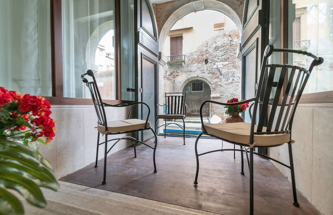 Riva Palace Apartments - Foto 1
