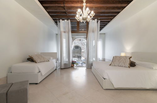 Photo 5 - Riva Palace Apartments