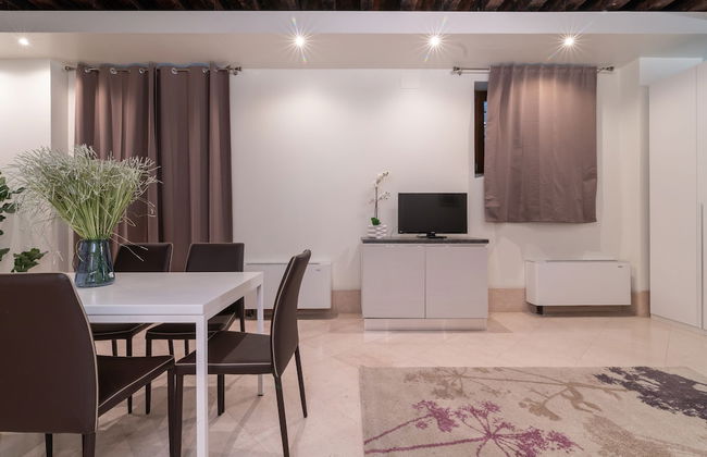 Riva Palace Apartments - Foto 56