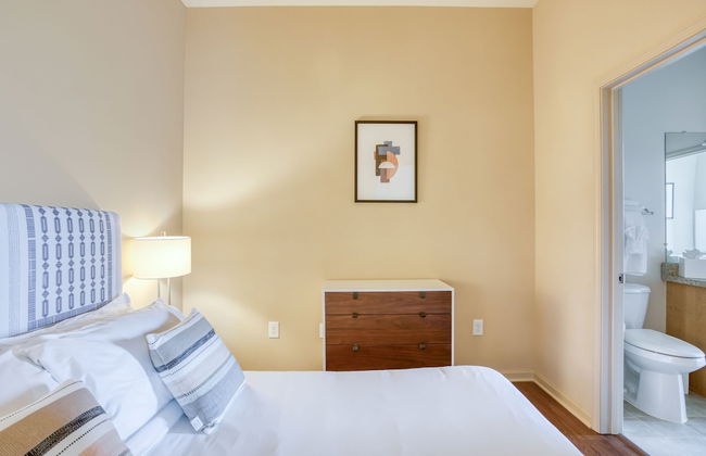 Mint House Greenville - Downtown - Photo 15