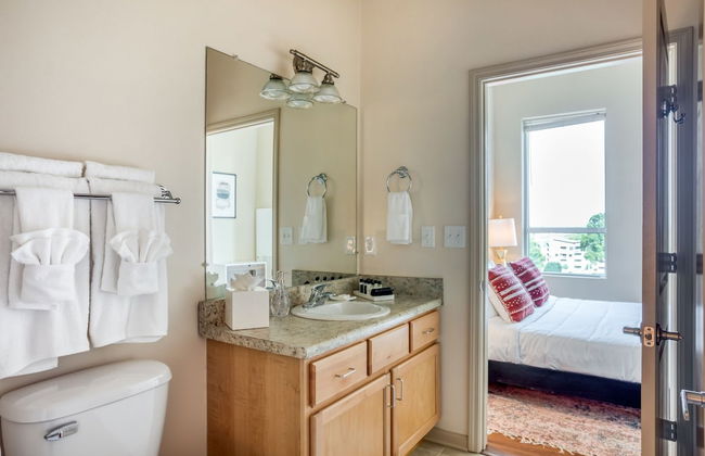 Mint House Greenville - Downtown - Photo 44