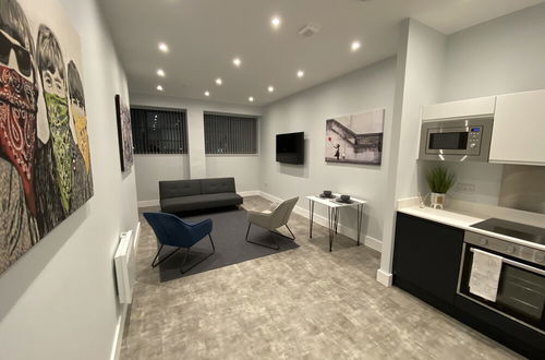 Photo 1 - Kempston Suites Liverpool Apartment 1