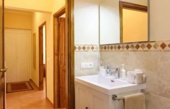 Stunning Private Villa for 4 Guests With Wifi, Private Pool, TV, Veranda, Pets Allowed and Parking - Foto 6
