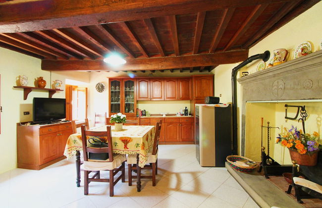 Stunning Private Villa for 4 Guests With Wifi, Private Pool, TV, Veranda, Pets Allowed and Parking - Foto 11