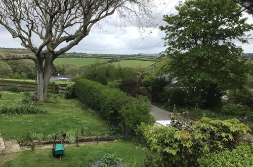 Photo 27 - Cozy Camborne Studio Retreat With two Single Beds