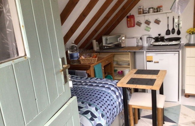 Cozy Camborne Studio Retreat With two Single Beds - Foto 10