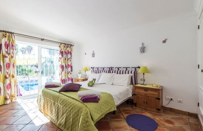 Immaculate 3-bed Villa in Guia Private Pool - Foto 4