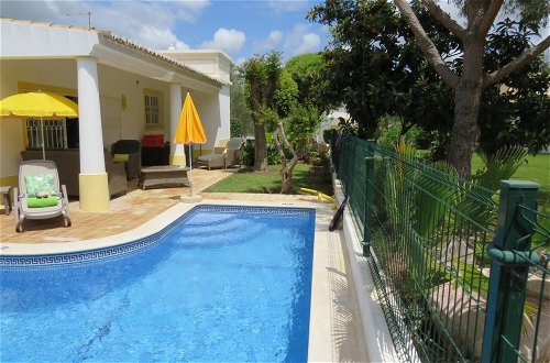 Foto 34 - Immaculate 3-bed Villa in Guia Private Pool