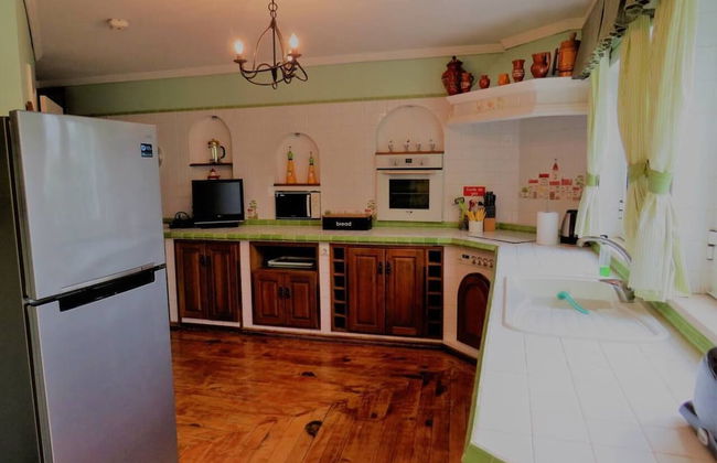 Immaculate 3-bed Villa in Guia Private Pool - Foto 13