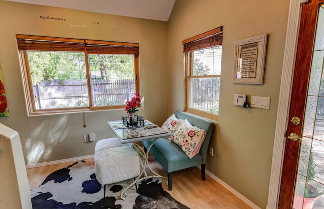 2BD Chic Cottage Mtns Walk Everywhere - Foto 18