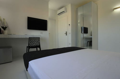 Photo 9 - Double A Luxury Room