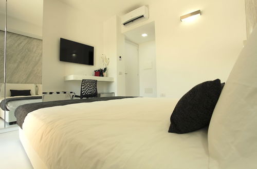 Foto 5 - Double A Luxury Room