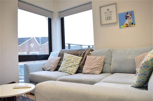 Photo 6 - Bright 1 Bedroom Flat in North London With Balcony