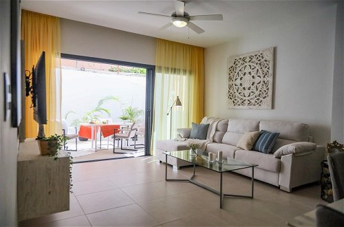 Photo 21 - Gorgeous Ground Floor Apartment With Shared Pool A1