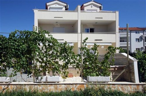 Foto 1 - Charming 2-bed Apartment in Srima With sea View