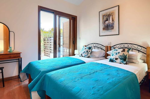 Photo 2 - Lovely 2 bedroom Villa Kornos HG33 with private pool and golf course views, In the heart of Aphrodite Hills, near resort centre