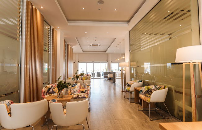 Vrachia Beach Hotel & Suites - Adults only - Foto 6