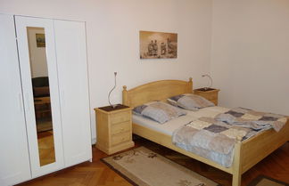 Photo 3 - Tolstov-Hotels Large 3,5 Room Apartment