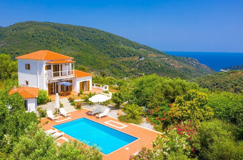 Photo 3 - Villa Glafki Large Private Pool Sea Views A C Wifi - 2829