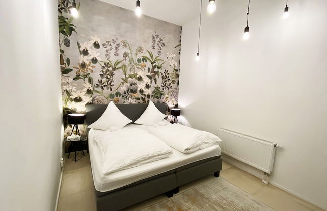 Loft near Oktoberfest Location - Photo 3
