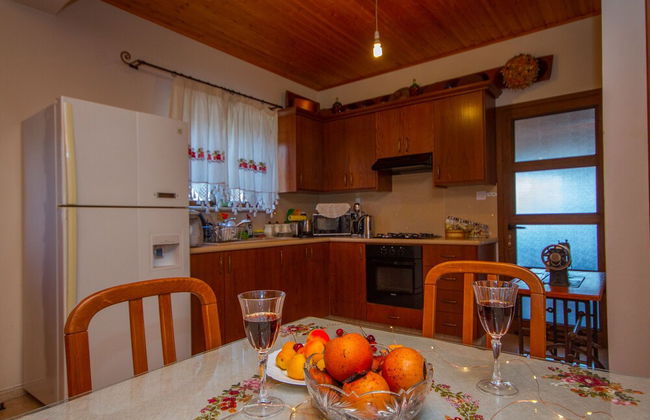 Aethra Cottage - Photo 11