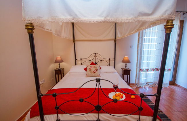 Aethra Cottage - Photo 3