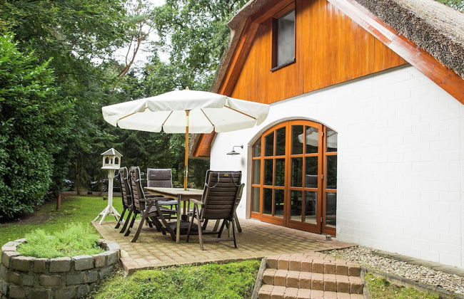 Holiday Home in Uelsen Near Bronzezeithof - Foto 9