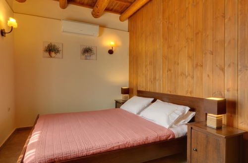 Photo 4 - Traditional Ioannis Cottage...luxurious & Rustic With Ecological Heated Pool