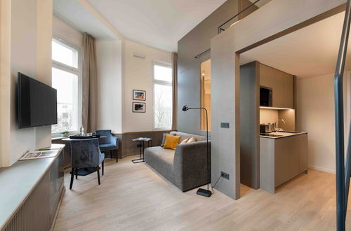 Photo 6 - OBERDECK Studio Apartment House