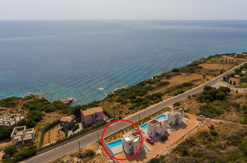 Foto 6 - Villa Seahorse Large Private Pool Walk to Beach Sea Views A C Wifi Eco-friendly - 2639