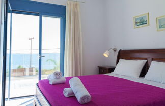 Photo 2 - Villa Seahorse Large Private Pool Walk to Beach Sea Views A C Wifi Eco-friendly - 2639