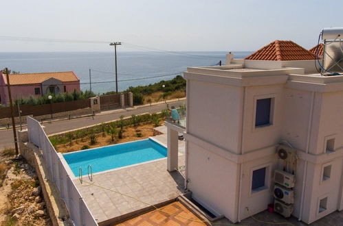 Photo 20 - Villa Seahorse Large Private Pool Walk to Beach Sea Views A C Wifi Eco-friendly - 2639