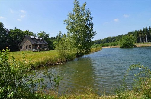Foto 38 - House in the Countryside on a Large Estate With Private Lake