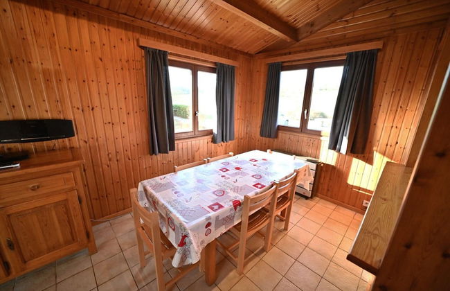 Holiday Home in Somme-leuze With Private Garden - Foto 14