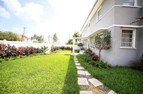 Photo 48 - Astonishing Bayshore Villa with Pool