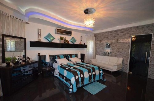 Foto 2 - Luxury Villa in Sosua Center - 7 Beds/7 Baths