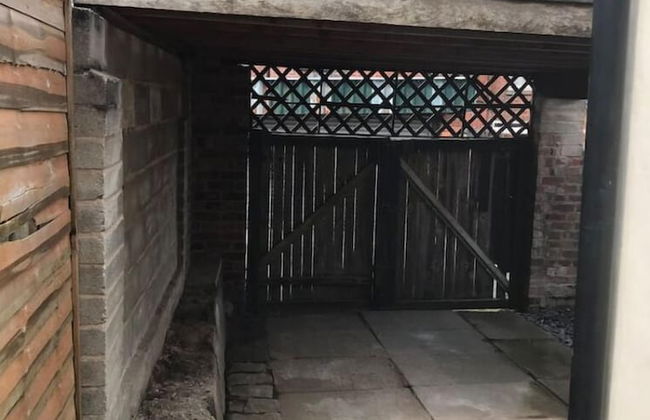Stylish 3 Bedroom House Only 5 Mins From M6/m58 - Foto 30