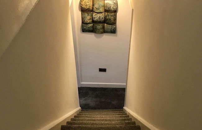 Stylish 3 Bedroom House Only 5 Mins From M6/m58 - Foto 27