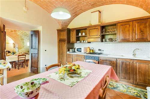 Photo 12 - Villa With Private Pool, Near Cortona, 3 Apartments